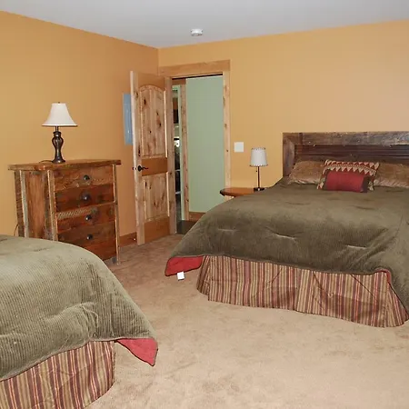 Yellowstone Condo